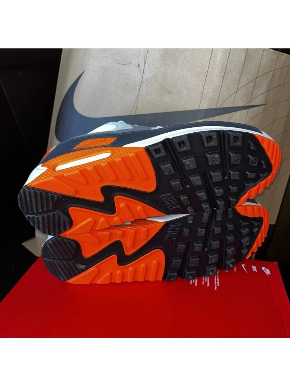 NEW Nike Air Max 90 White Safety Orange Black DM0029 108 Men’s Size 8